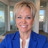 Oracle Employee Robyn Fredeen's profile photo