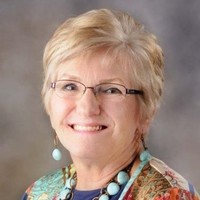 Sharp Realty Employee Lynn Valintis's profile photo