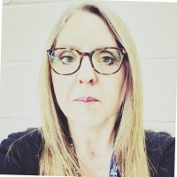 Gwenda Molloy Email & Phone Number