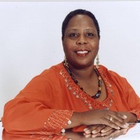 LOLGCA Employee Roxanne David's profile photo