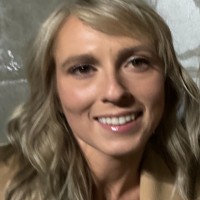 Auto Metal Direct Employee Allie Flack's profile photo
