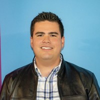 Víctor Patricio Hernández Degollado Email