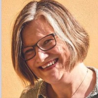 mo'media Employee Elke Parsa's profile photo