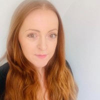 Karolina S. Email