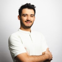 Angjelo Thoma Email