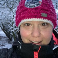 Lindsey Davies Email