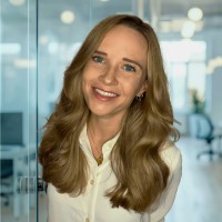 PwC Employee Verena Simon's profile photo