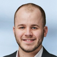 Lukas Esslinger Email