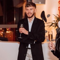 Select Offshore Employee Max Cooper's profile photo