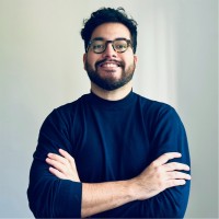 Vinícius Mendes Email