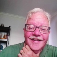 Andrew MacMichael Email & Phone Number