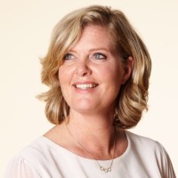 Lesley Andreae Email