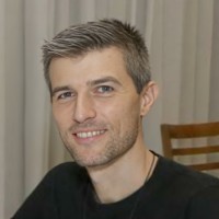 Décio Luckow Email