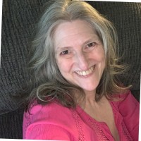 Shelly Graves Email & Phone Number