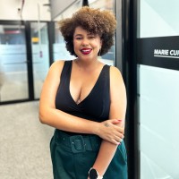 Hub Plural Employee Thayná Oliveira's profile photo