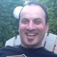 Eminence Organic Skin Care Employee Wallace Brown's profile photo