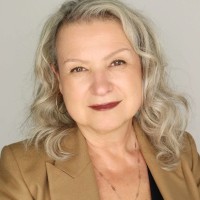 Lucie Bisson Email & Phone Number