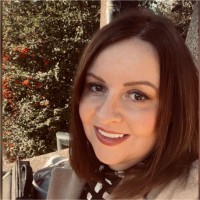 Suzanne White Email
