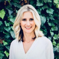 Kernel Employee Helen Skinner's profile photo