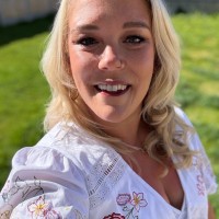 BAR 1 Betting Employee Dearbhla McCumiskey's profile photo