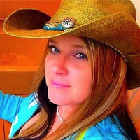 JewelScent Employee Wendy Linder's profile photo