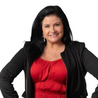 Fathom Realty Employee Mary Cooper's profile photo