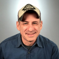 Splash Studios, Inc. Employee Peter Levin's profile photo