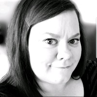Holly Gratz Email & Phone Number