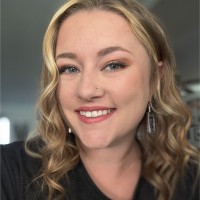 Lindsay McCarty Email & Phone Number