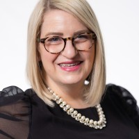 Kate de Master Email & Phone Number