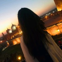 Mahnoor Shafiq Email