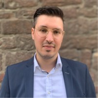 Alexander Wagner Email