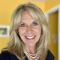 Anna Shields Email & Phone Number