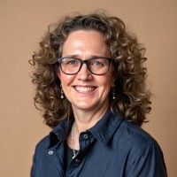 Robyn Turner Email & Phone Number