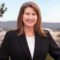 Redfin Employee Barb Cooper's profile photo