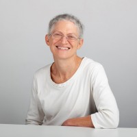 Jennifer Callaghan Email & Phone Number