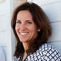 Minted Employee Karen Zinn's profile photo