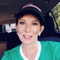 Tupperware Employee Schauntahl Collis's profile photo
