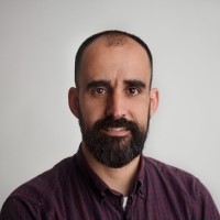 Rubén Fernández Email