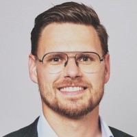 OneTeam Partners Employee Jonas Baer-Hoffmann's profile photo