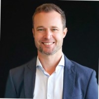 Daniel Warwick Email