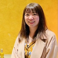 Louis Vuitton Employee Una Wang's profile photo