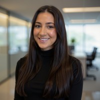 Headway Employee Julia Torres's profile photo