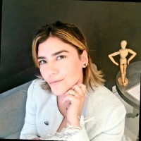 Looking for Employee Daniele Perez's profile photo