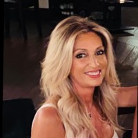RE/MAX Achievers Employee Linda Parisi's profile photo
