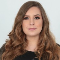 Romana Martuscelli Azevedo Email