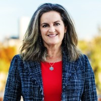 Crave Cookies Employee Julie Bulatovic's profile photo