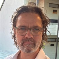 Christopher Govers Email