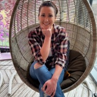 Gillian Roth Email & Phone Number