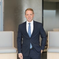 JLL Employee Harry Mrics's profile photo